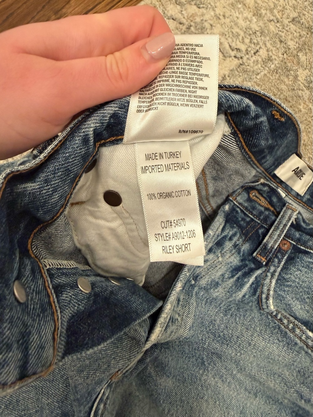 AGOLDE Riley Jean Shorts - Picture 5 of 6
